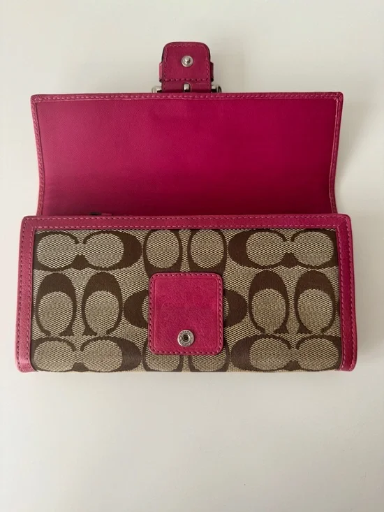 Y2K Coach Soho Signature Long Wallet - Pink - Picture 4 of 10